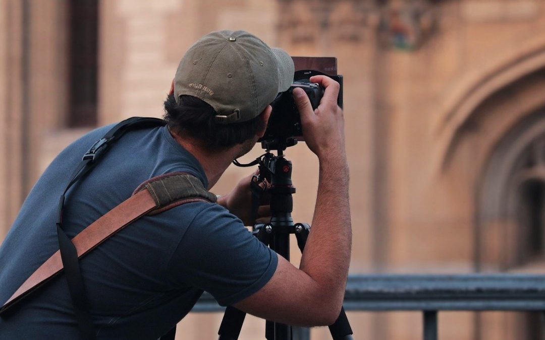 Hiring Professional A Photographer vs. Shooting Photos Yourself
